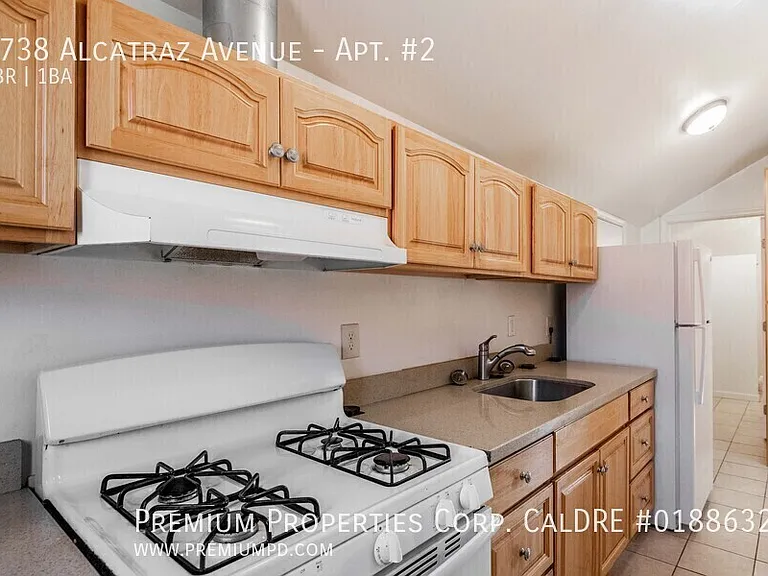 1738 Alcatraz Ave #2 — Photo 3