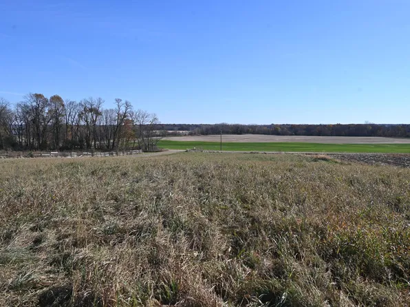 18308 Murphy Lake Blvd, Prior Lake, MN 55372