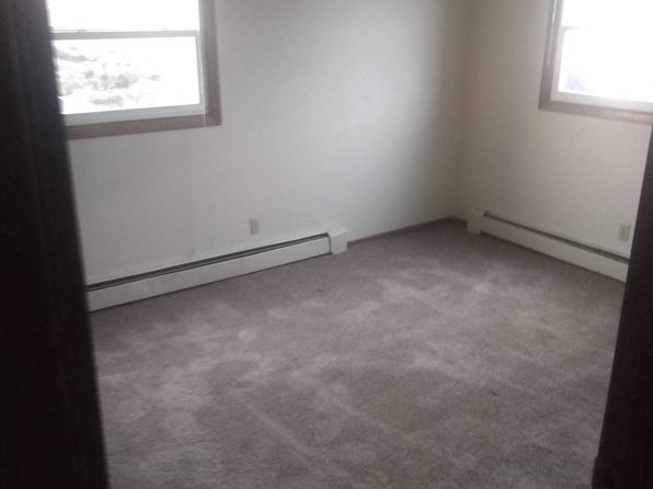 102 & 106 W Wandel Ave #3