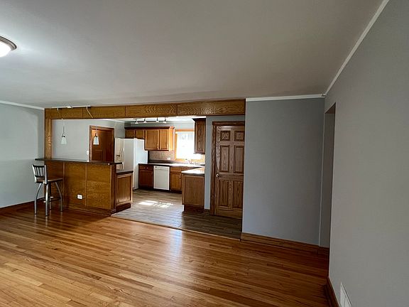 4th image of 12640 S 71st Ct