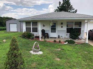 200 Holt Circle Dr, Hoyt, KS 66440