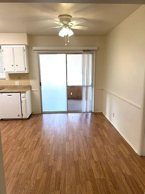 40537 Mulberry — Photo 3