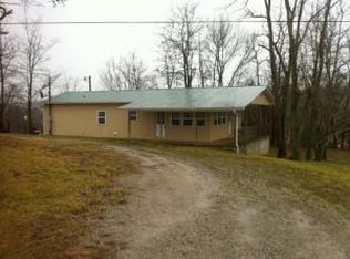 4010 Stanford Rd, Byrdstown, TN 38549