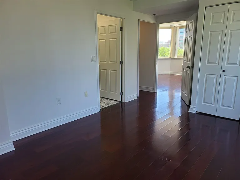 20 2nd St #402 — Photo 7