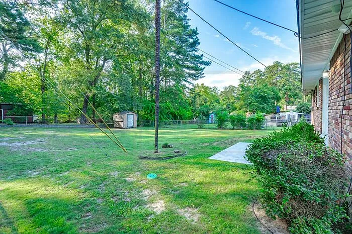 2532 Parkwood Dr — Photo 8