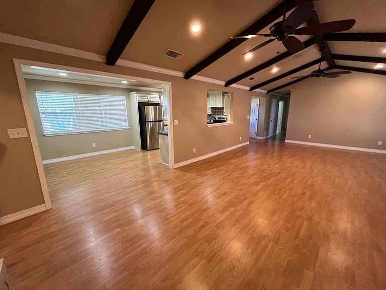12504 Slide Rd — Photo 2