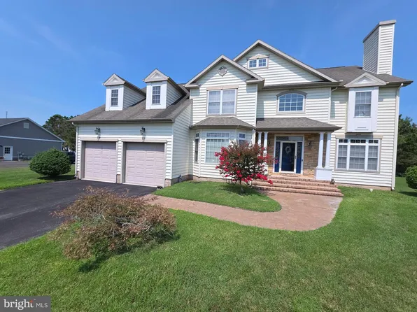 2014 Orchard Dr, Pocomoke City, MD 21851