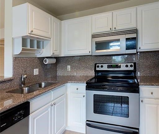 4th image of 1130 3rd Ave Unit 204-D