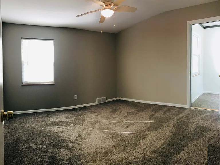 5502 Warwick Dr — Photo 7