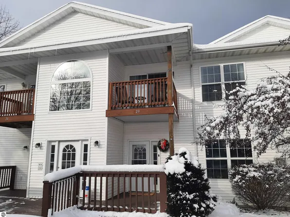 1015 E Lincoln St APT 23, East Tawas, MI 48730