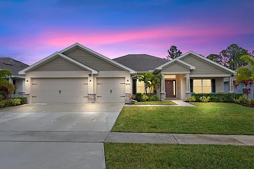 8324 Amalfi Cir Photo 1