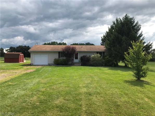 18473 Quarry Rd, Wellington, OH 44090