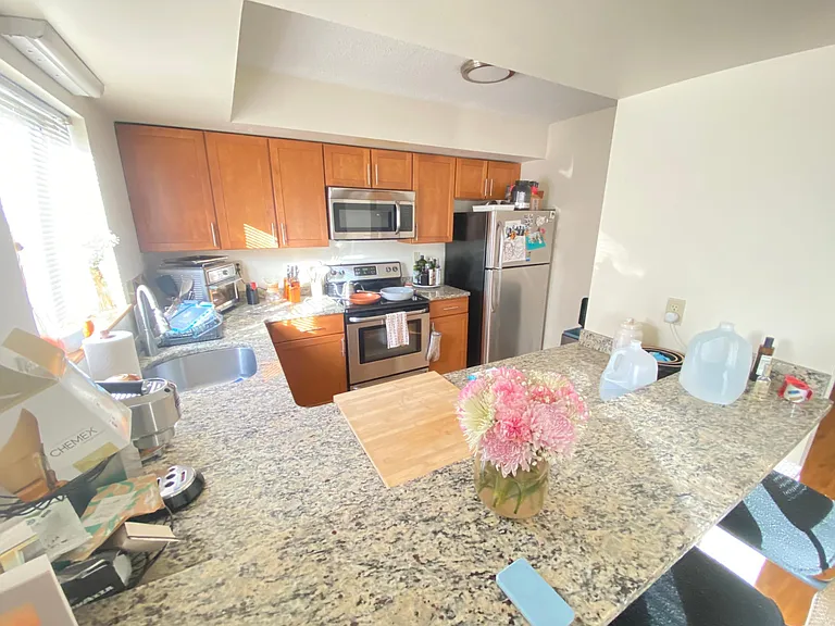 346 Franklin St — Photo 11