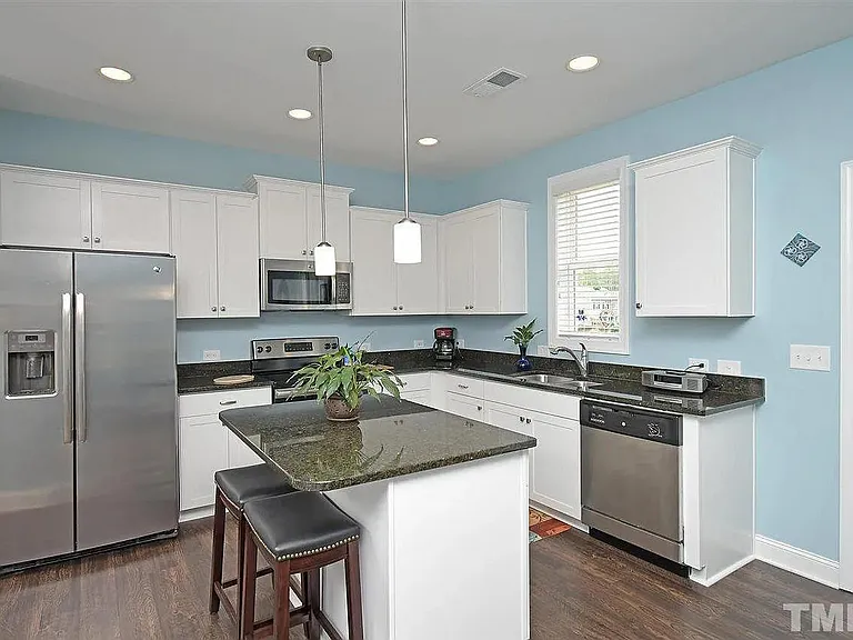 1009 Silver Farm Rd — Photo 7