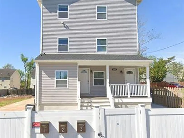 6504 Armstrong Ave #BB-550 — Photo 25