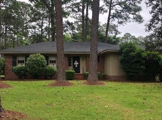 1911 E Lakeridge Dr, Albany, GA 31707