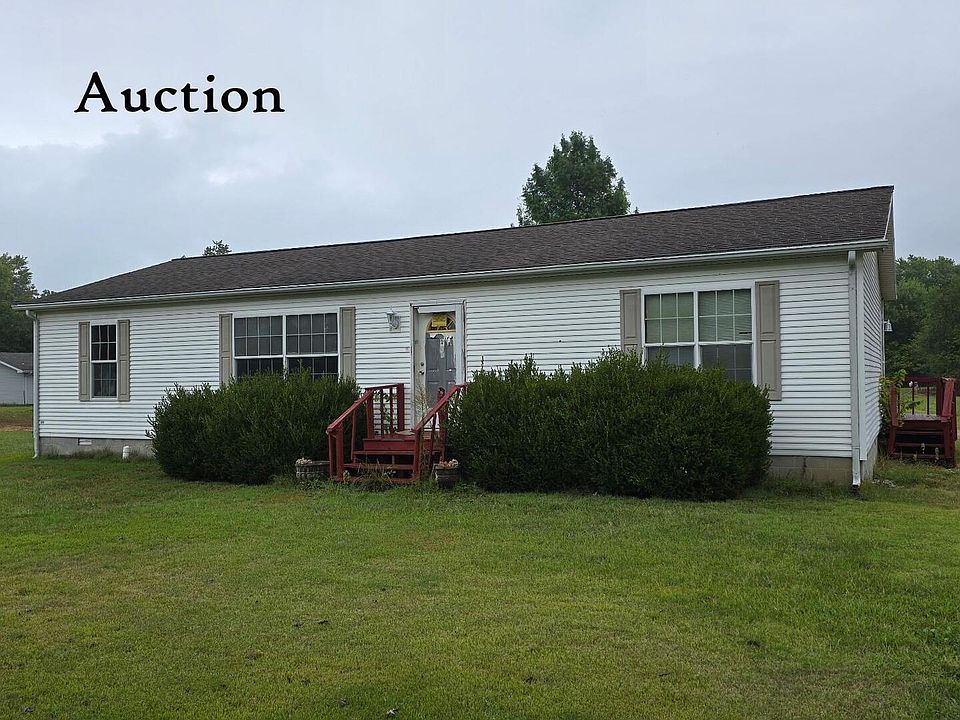 1st image of 104 Hickory St