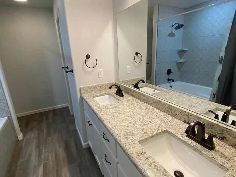 1241 W Lisa Ann Dr — Photo 8