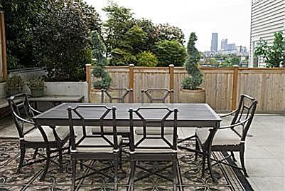 3rd floor Common area- next to private deck-opens for added entertainment area