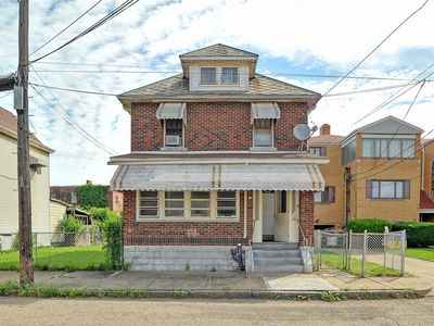 208 Olivia St, Mc Kees Rocks, PA, 15136