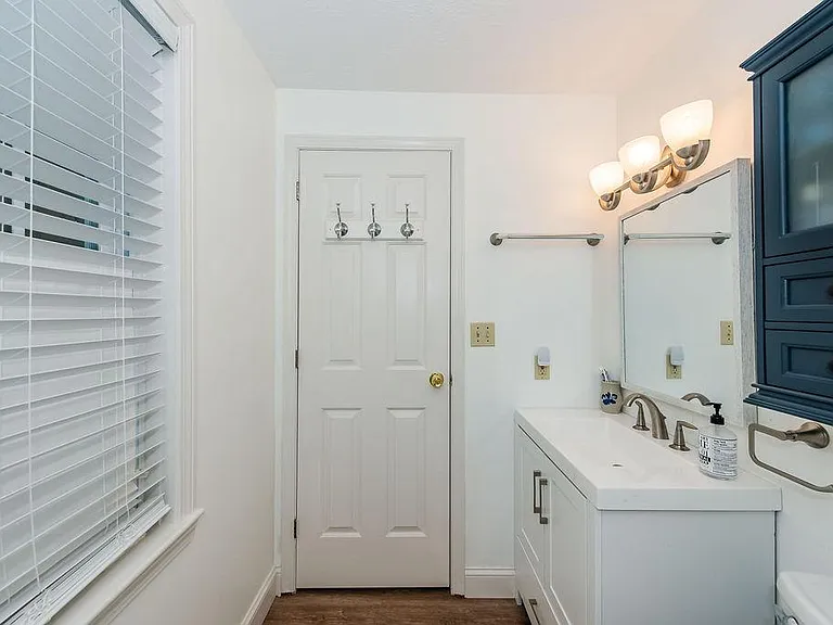 35 Balmoral Dr #35 — Photo 9