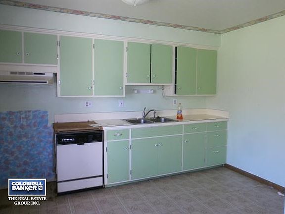 3rd image of 708 E Alfred St