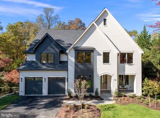918 Mackall Ave, Mc Lean, VA 22101