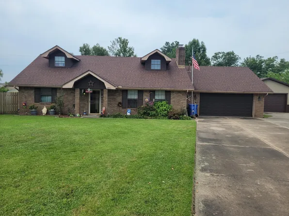 2405 Molly Ln, Miami, OK 74354