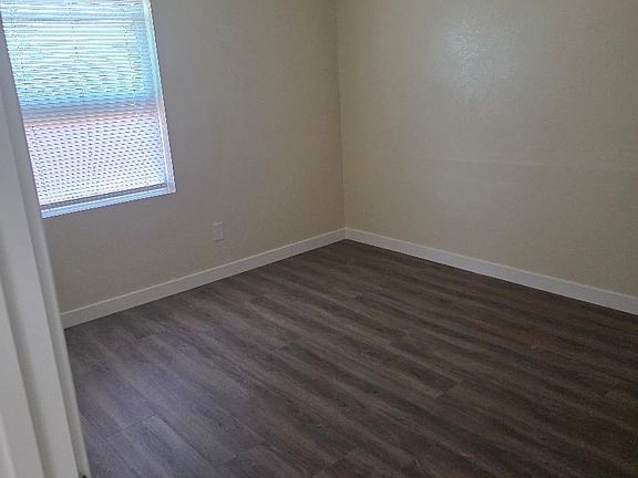 4th image of 8794 Blossom Ave