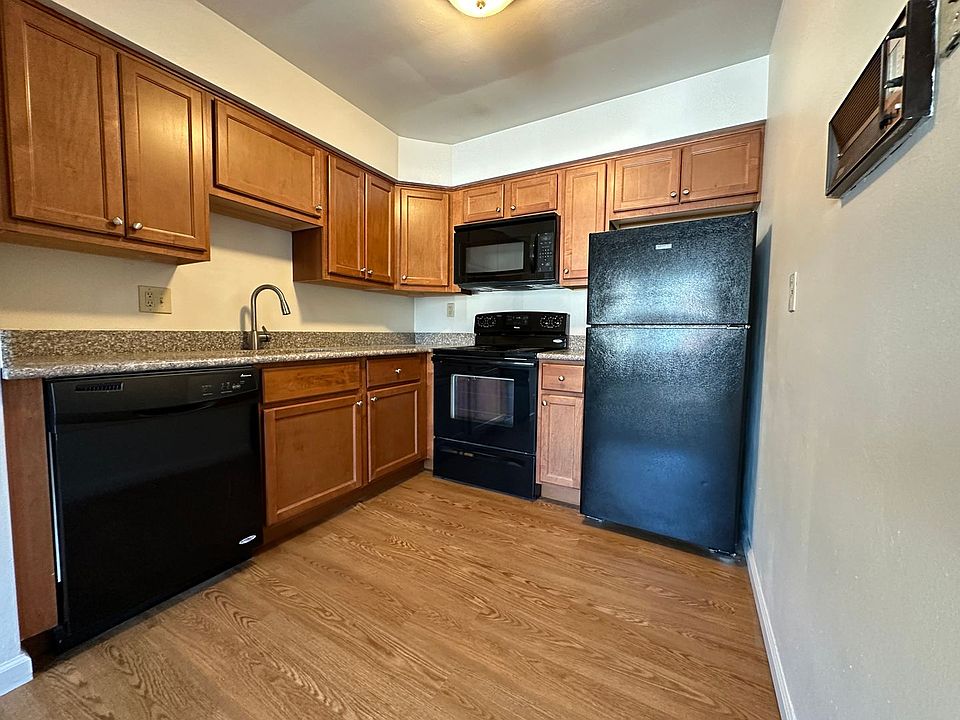 1st image of 613 Copeland St #552