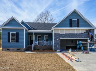 145 Laura Dr, New Bern, NC 28562