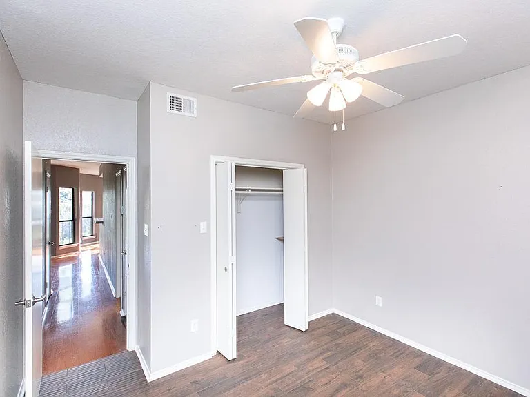 4711 Spicewood Springs Rd #182 — Photo 14
