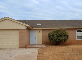 212 N English Dr, Moore, OK 73160