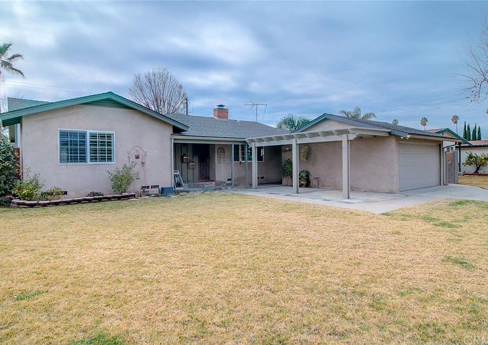 1st image of 1444 E Danes Dr