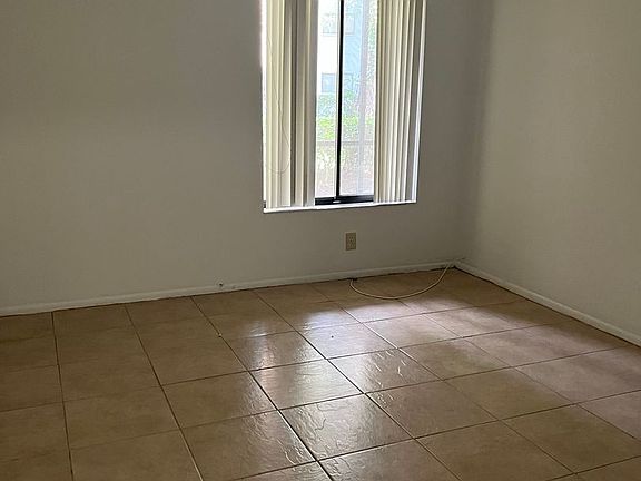 4th image of 3300 Fox Chase Cir N APT 226