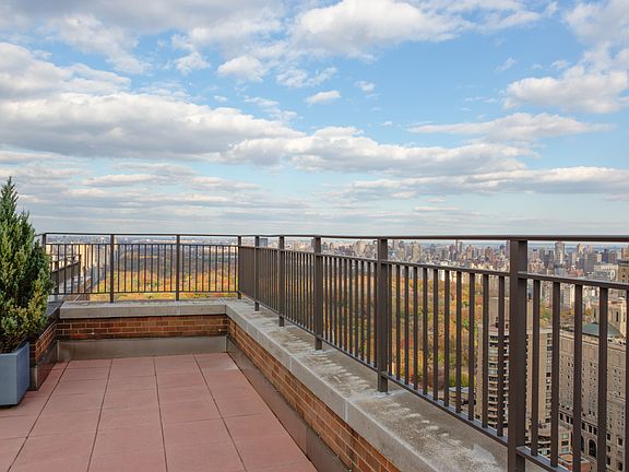 2nd image of 235 W 56th St APT 30N
