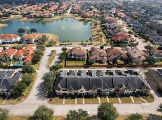 2011 Spring Cedar Ln, Houston, TX 77077