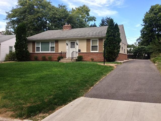 1st image of 272 Melbourne Pl