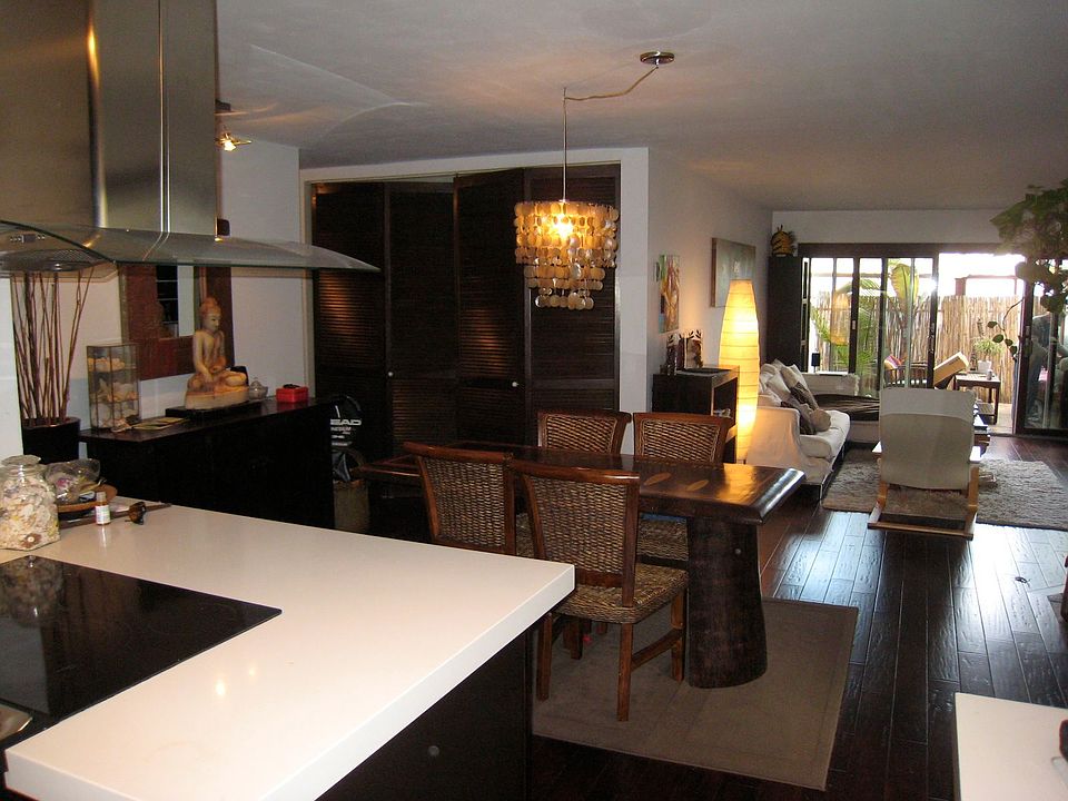 1st image of 813 S Catalina Ave