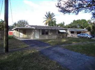 9445 SW 52nd St, Cooper City, FL 33328