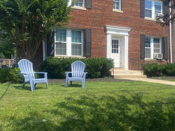 2221 40th Pl NW APT 1, Washington, DC 20007