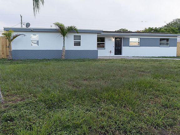 2nd image of 4790 Key Madeira Dr
