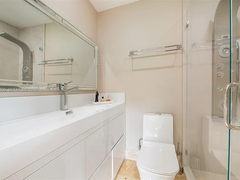 7401 SW 117th St — Photo 9