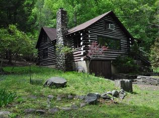 1074 Stony Creek Rd, East Stroudsburg, PA 18302