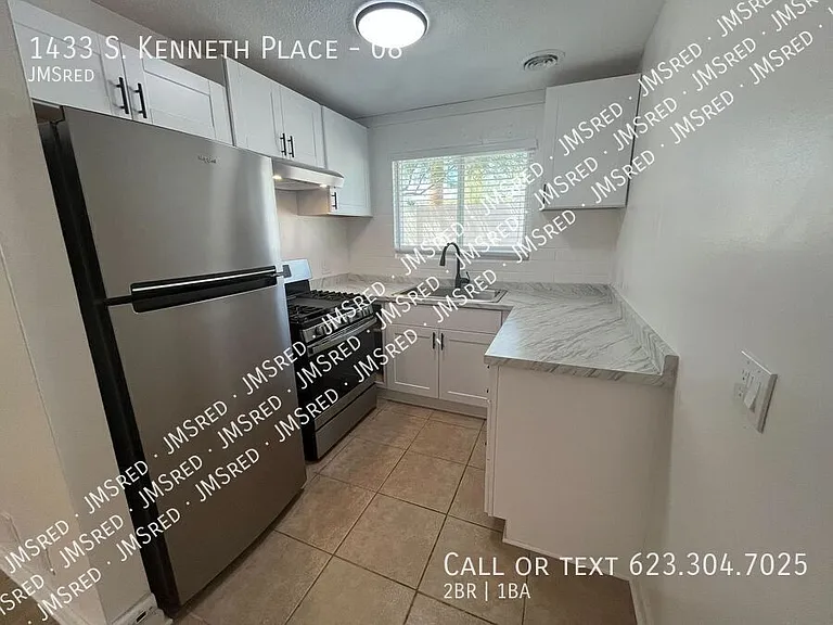 1433 S Kenneth Pl #8 — Photo 5