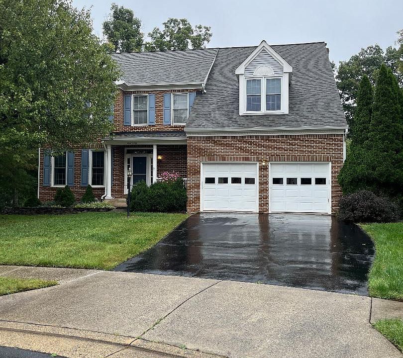 2nd image of 46948 Buckskin Pl