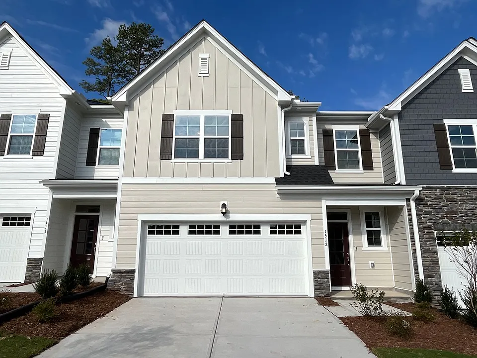 1512 Chirping Bird Ct
