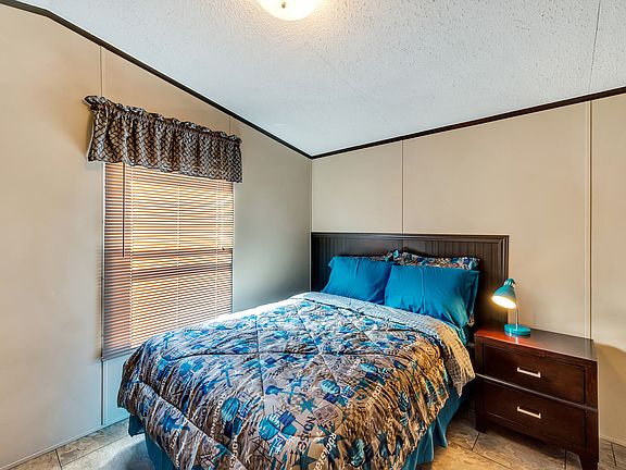 5th image of 2214 E 4th Ave #426