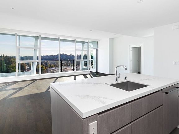 2nd image of 188 Bellevue Way NE #1206
