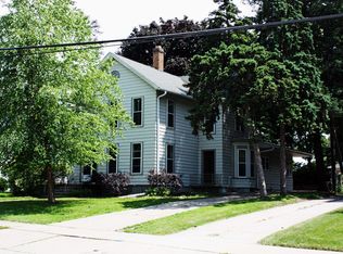 531 E Chicago St, Elgin, IL 60120